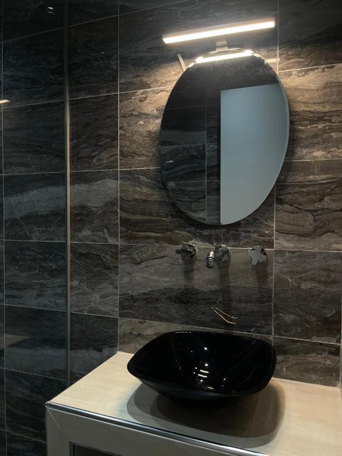 Pansea 11 Exclusive Suites เทสซาโลนิกิ ภายนอก รูปภาพ